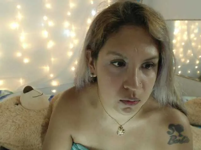 Live sex webcam photo for SweetBarbie #241154809
