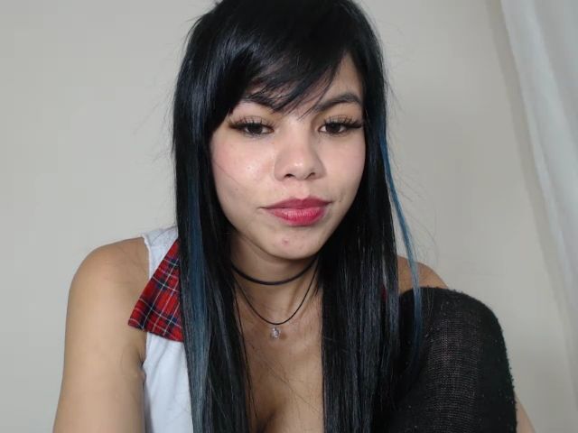 Live sex webcam photo for cata122 #252945224