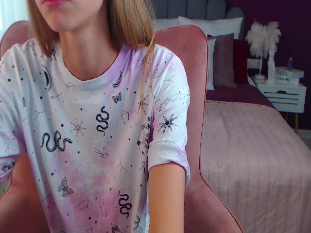 Live sex webcam photo for Angell_XO #260013637