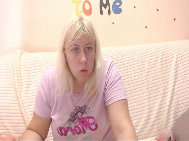 Live sex webcam photo for Kylie_Pag #254721721