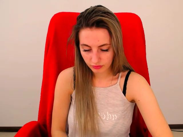 Live sex webcam photo for Lilly_Adams_ #258092195