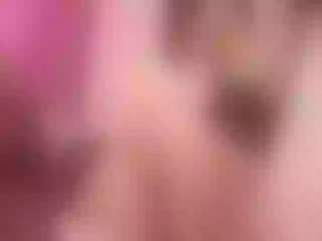 Live sex webcam photo for Arianaskysexx #258474127