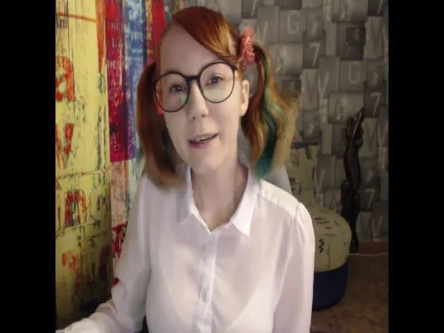 Live sex webcam photo for NikiFoks18 #264658725