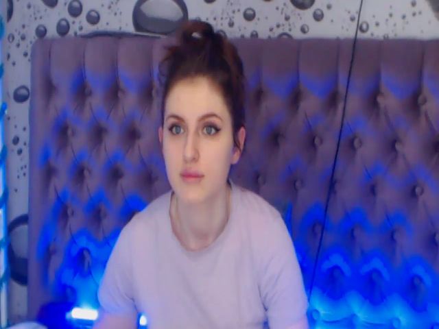 Live sex webcam photo for MaylyWalss #261072798