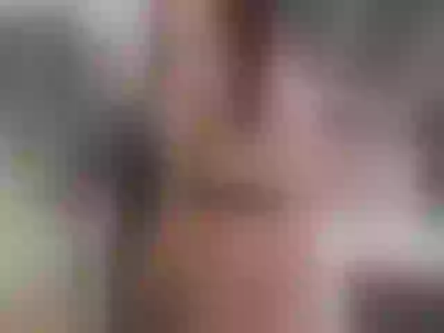 Live sex webcam photo for BrendaBuiles #261589326