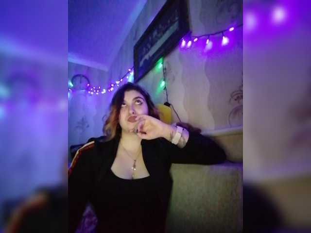 Live sex webcam photo for LeraOGirl #241312115