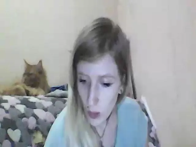 Live sex webcam photo for GuiltyKitty #264943924