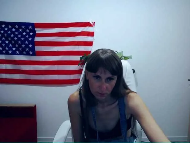 Live sex webcam photo for Tori-Vi #251344397