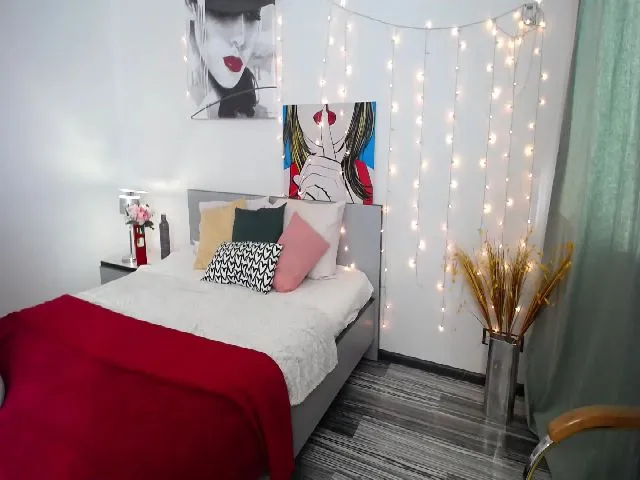 Live sex webcam photo for MarrieFleur #252535759