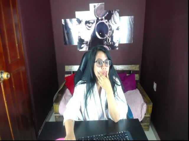 Live sex webcam photo for Hana_cute #260939335