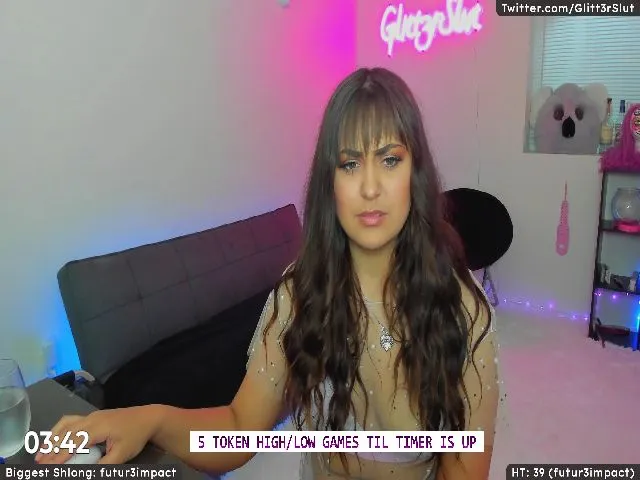 Live sex webcam photo for Glitt3rSlut #253958565