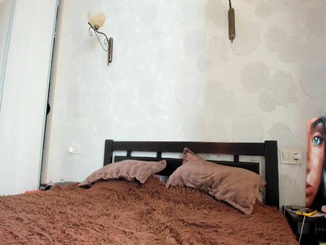 Live sex webcam photo for Onekiss1 #254406286