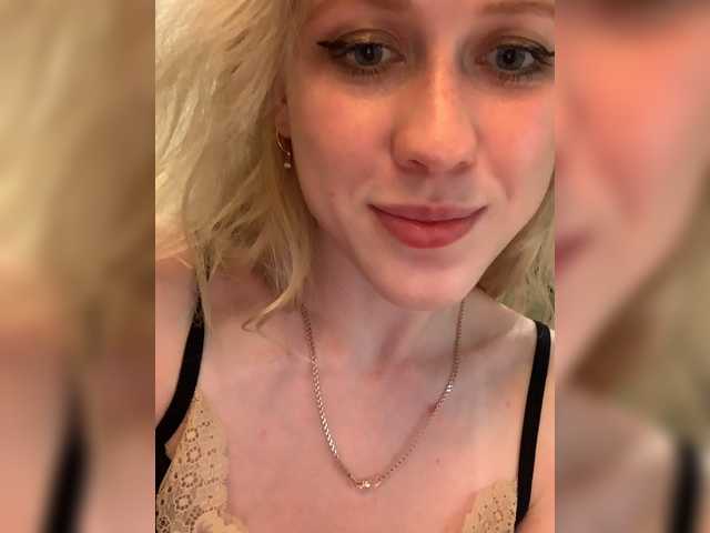 Live sex webcam photo for Likachkaa #254864091