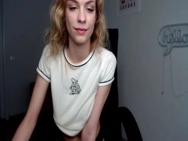 Live sex webcam photo for VanillaJenny #255061288