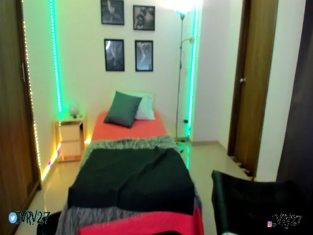 Live sex webcam photo for Juanabrau #259279501
