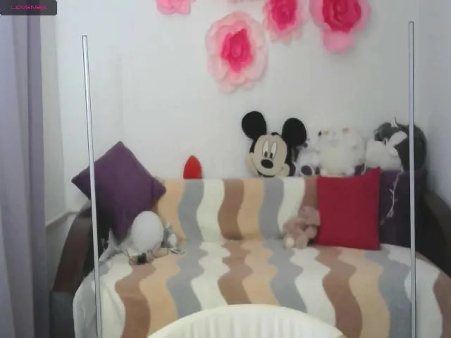 Live sex webcam photo for WomanCatt #261196978