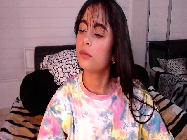 Live sex webcam photo for Evelyn_Evelyn #254854985
