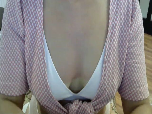 Live sex webcam photo for Velicious7 #255657142