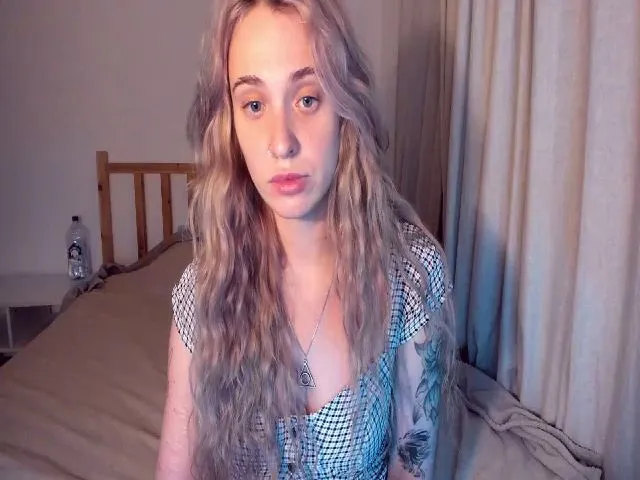 Live sex webcam photo for Uvirtualfrnd #263273931