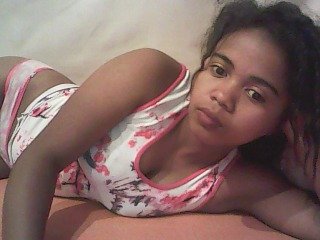 Live sex webcam photo for Malinciehot #240819904