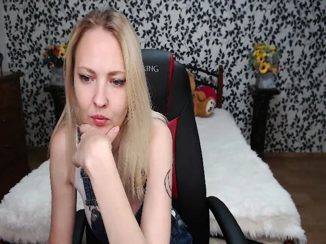 Live sex webcam photo for Ingridtreant #263094815