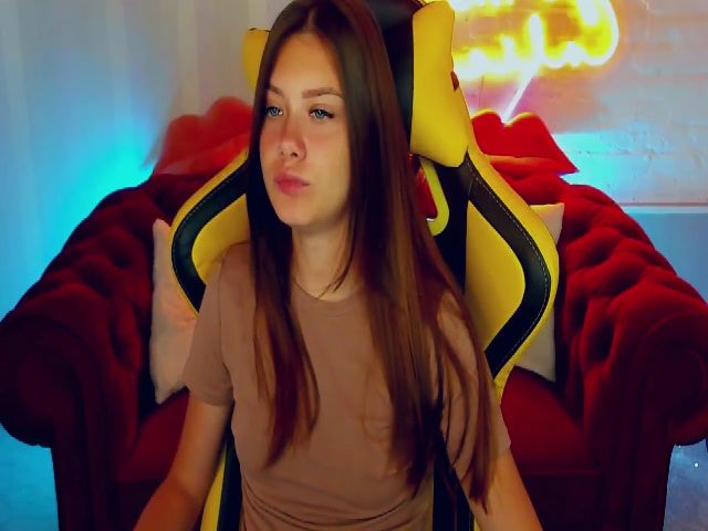 Live sex webcam photo for ReginaVin #255892529