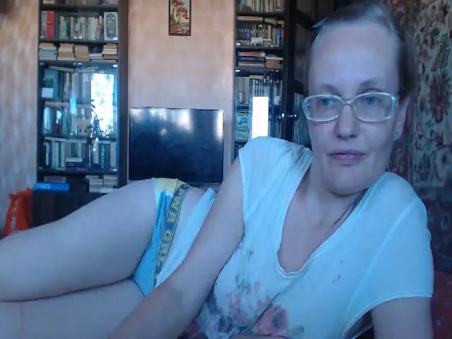 Live sex webcam photo for Burn2beWild #262178659