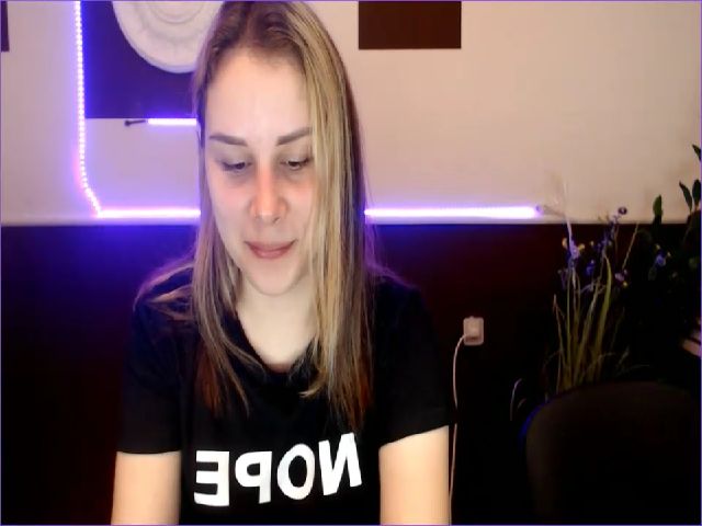 Live sex webcam photo for PolliMilk #262945842