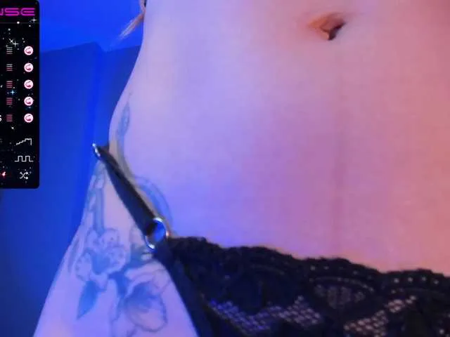 Live sex webcam photo for ErikaBenz #251502715