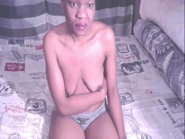 Live sex webcam photo for Sexybooty85 #260452158