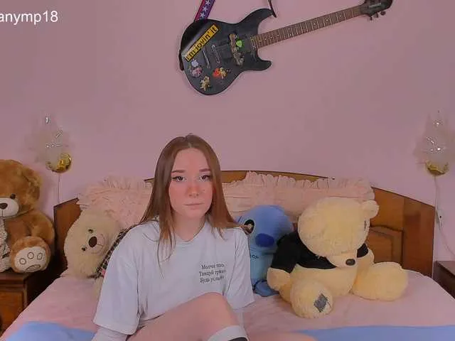 Live sex webcam photo for NymphaLean #241262701