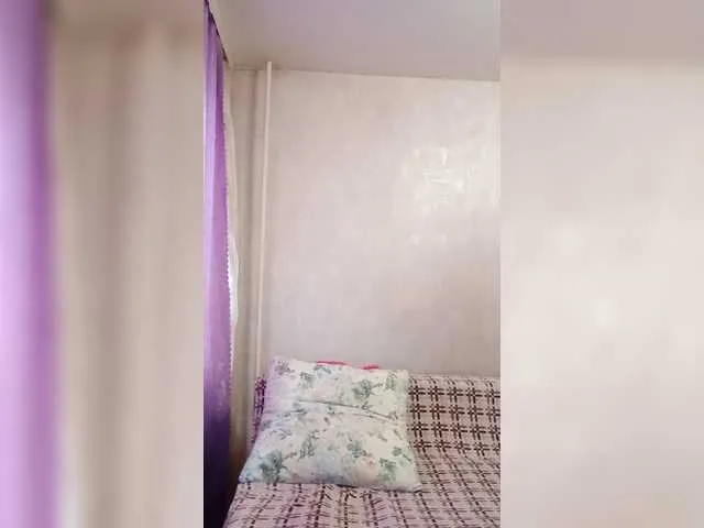 Live sex webcam photo for EkateRriga #243918020