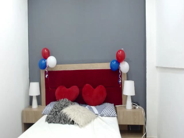 Live sex webcam photo for Sophia_roy #254954100