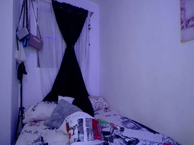 Live sex webcam photo for Jazmin_Smith #255475223