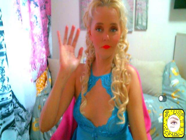 Live sex webcam photo for ChristiRoses #264996646