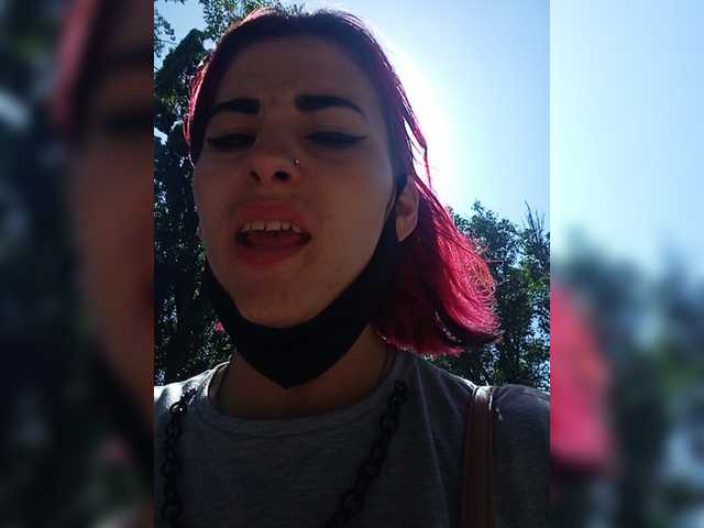 Live sex webcam photo for Polly40 #249596692