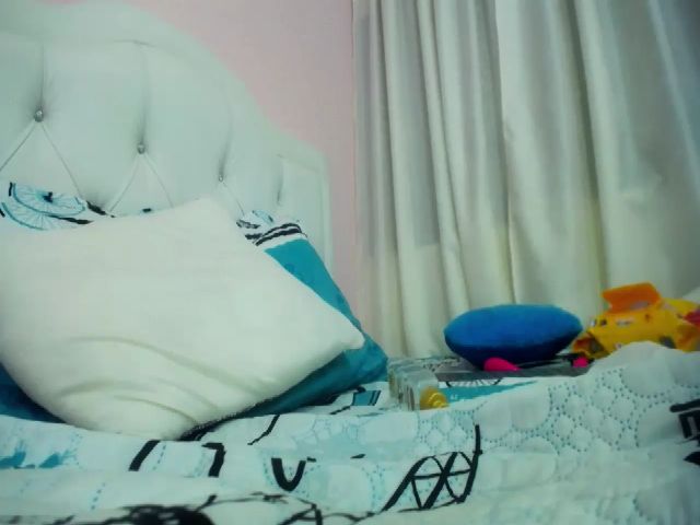 Live sex webcam photo for Petite_camila #287864074