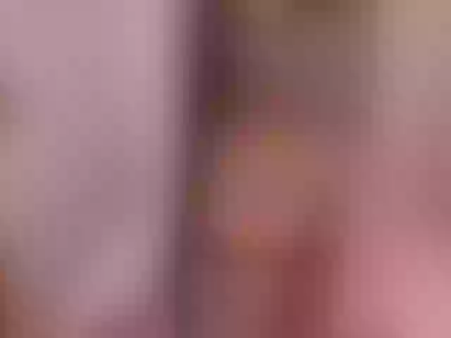 Live sex webcam photo for JuicyJessXXX #260473029