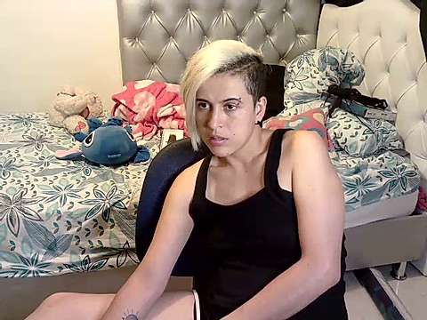 Live sex webcam photo for Princessquirt #243194558