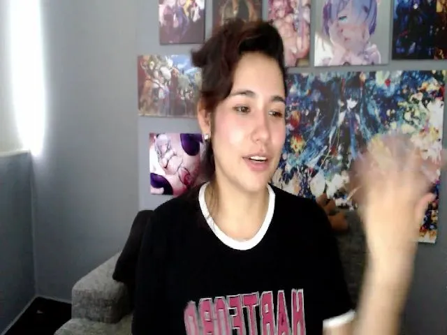 Live sex webcam photo for Jade_leon_ #254578661