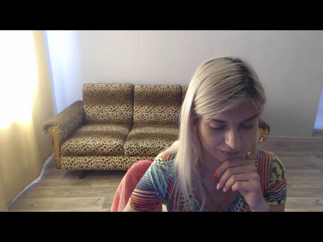 Live sex webcam photo for SexyBeatriice #255271520