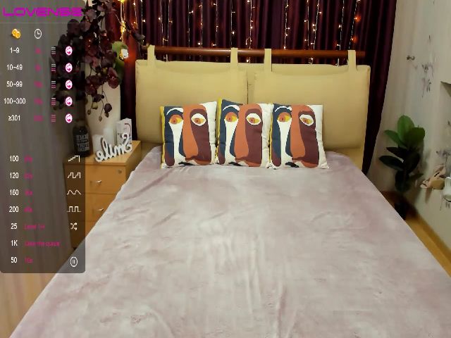 Live sex webcam photo for JennyRuthJR #263438028