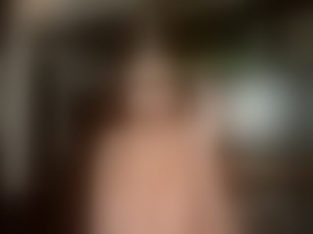 Live sex webcam photo for JenniferLuvv #259917724