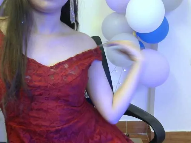 Live sex webcam photo for PussyMaya1 #243487848