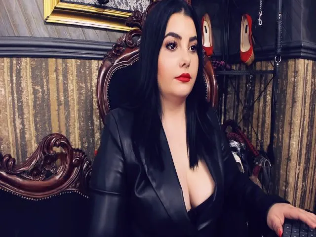 Live sex webcam photo for MelissaGlow #256315112