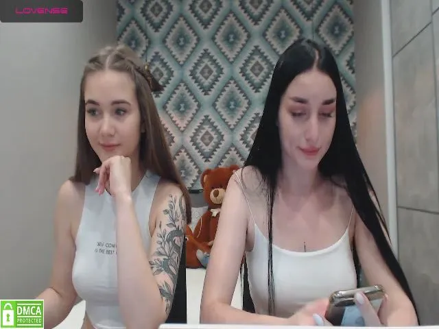 Live sex webcam photo for Your_peach #262784944