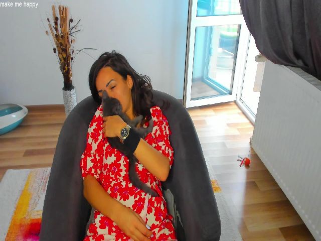 Live sex webcam photo for Roses_dream #255973083