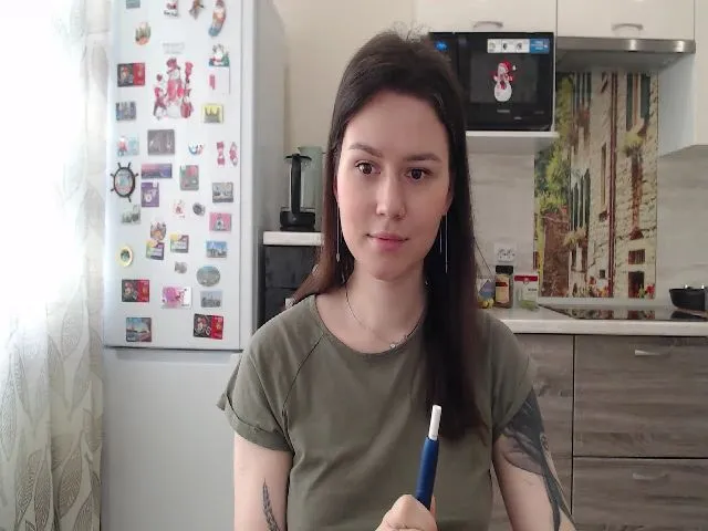 Live sex webcam photo for WonderXGirlXX #262637721