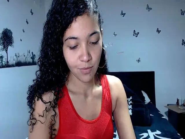 Live sex webcam photo for Courageuse #258377652