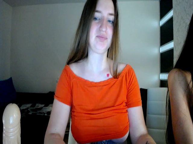 Live sex webcam photo for BubbleQueeen #259919082